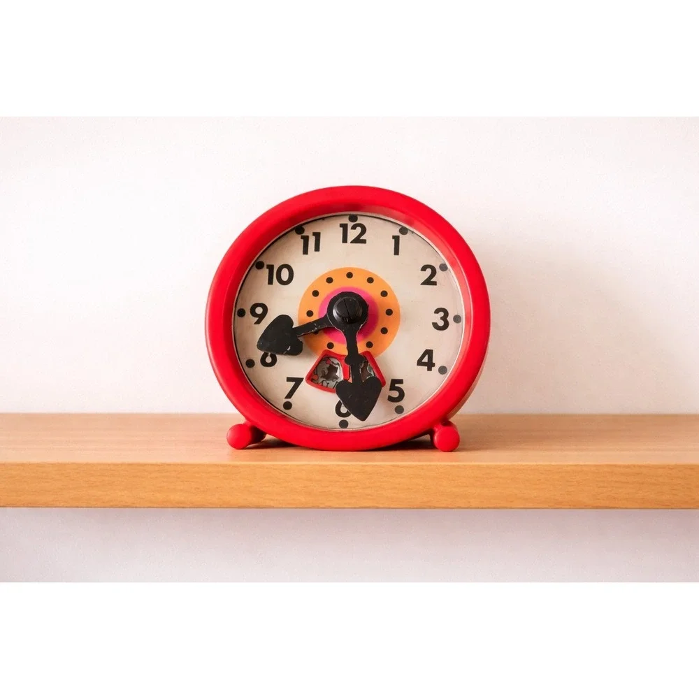 VINTAGE CHILD TOY TEACHING CLOCK COLLECTIBLE 1960 TIME TEACHING ED #150
